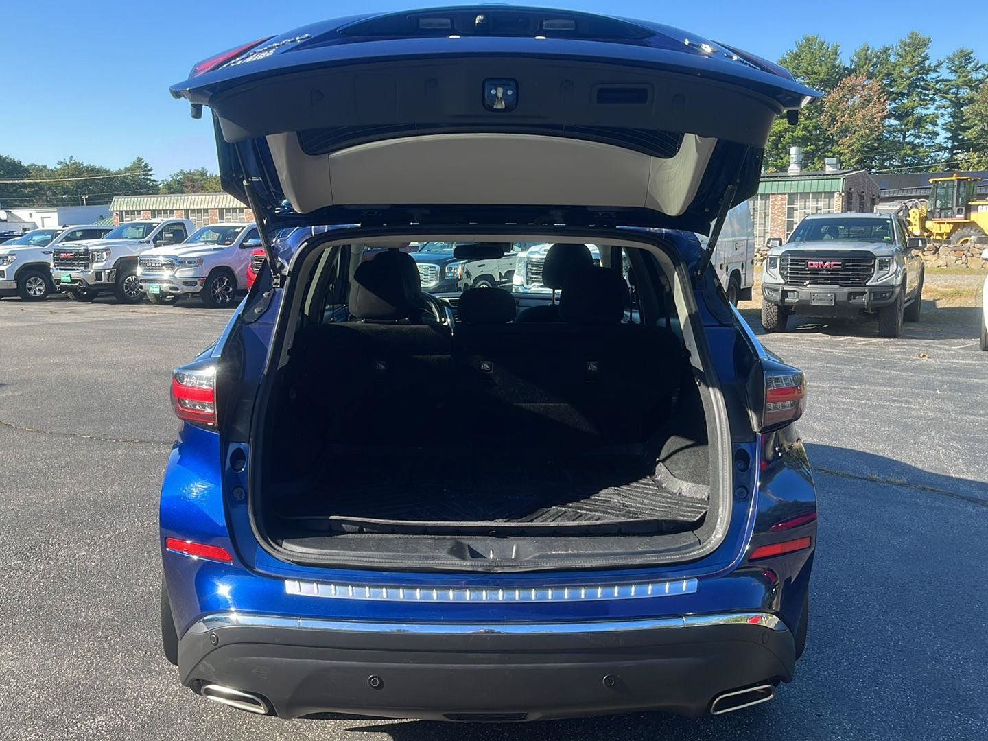 Used 2020 Nissan Murano SV AWD/4WD image 16