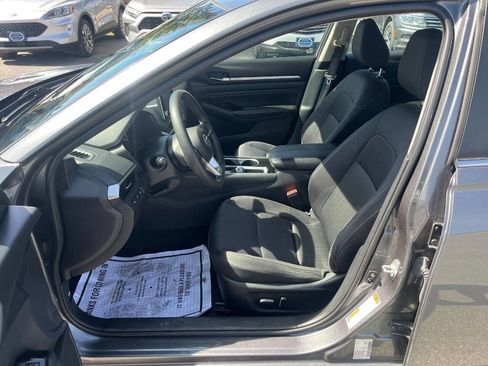 Used 2021 Nissan Altima 2.5 SV image 10