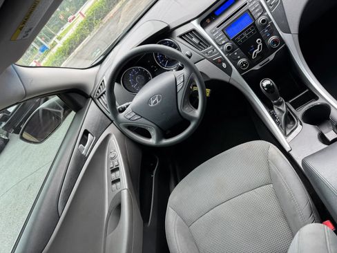 Used 2013 Hyundai Sonata GLS FWD image 11