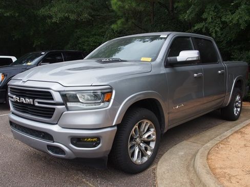 Used 2021 RAM 1500 Laramie w/ Sport Appearance Package AWD/4WD image 4