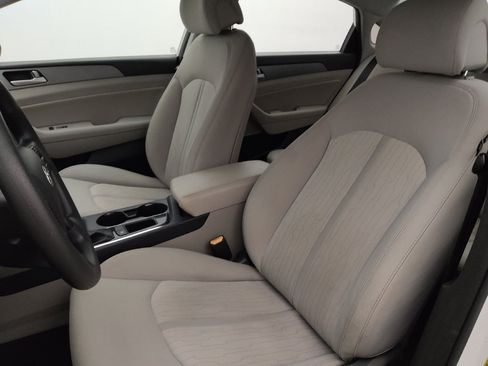 Used 2016 Hyundai Sonata SE FWD image 17