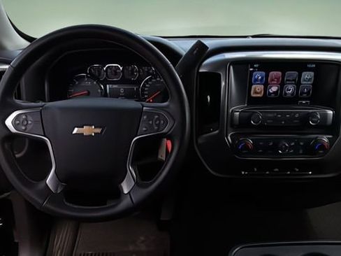 Used 2017 Chevrolet Silverado 1500 LT w/ All Star Edition AWD/4WD image 9