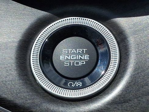 Used 2023 Jeep Grand Cherokee Limited w/ Luxury Tech Group II AWD/4WD image 26
