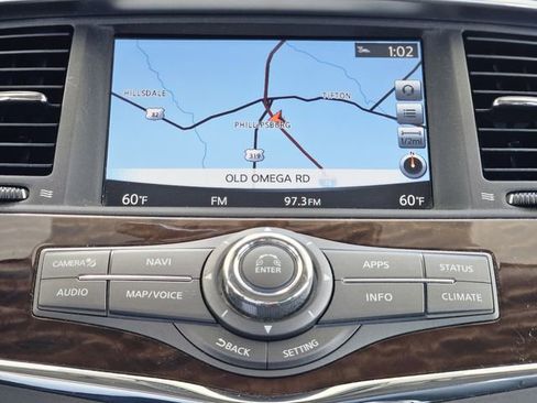 Used 2020 Nissan Armada SL image 23