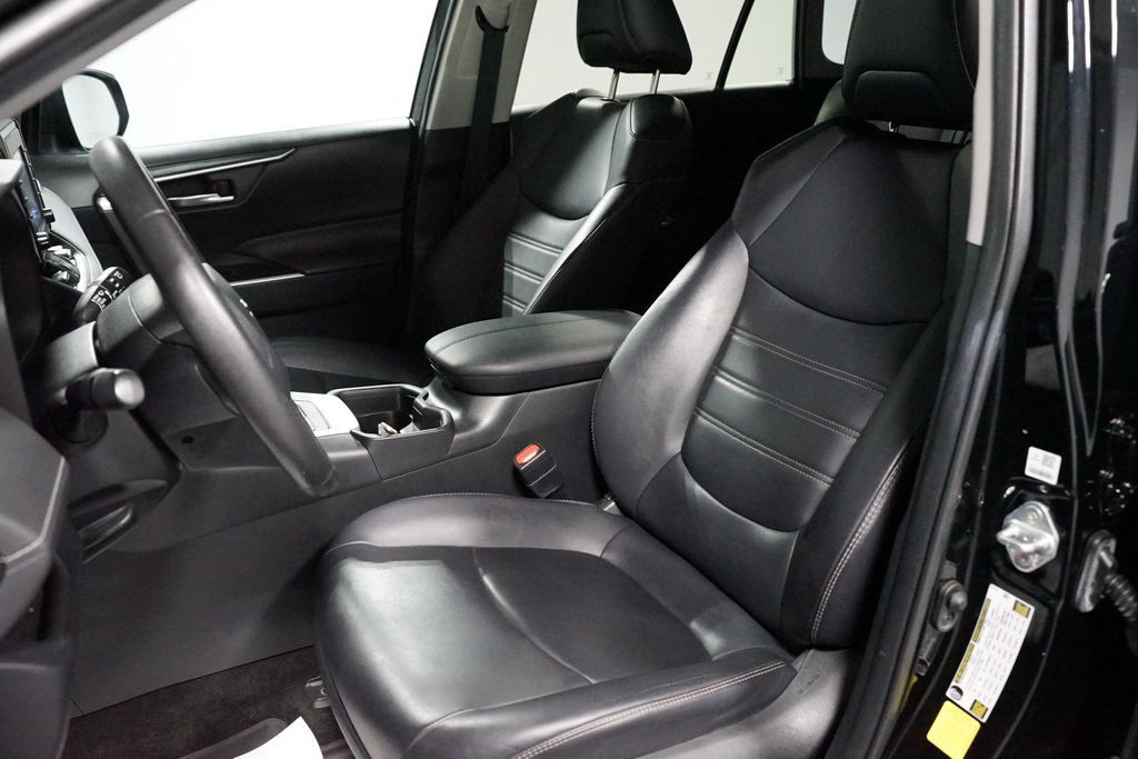 Certified 2019 Toyota RAV4 XLE Premium w/ Cold Weather Package FWD image 26