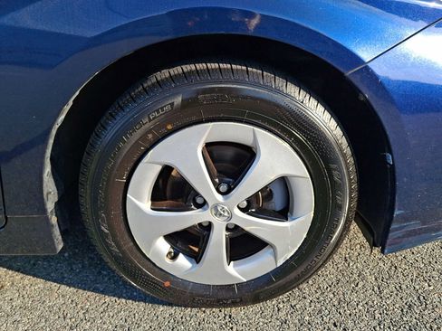 Used 2014 Toyota Prius Four FWD image 8