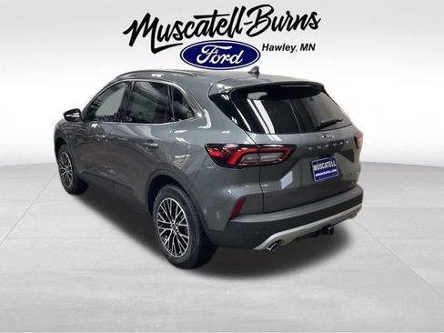 New 2026 Ford Escape SE w/ Class II Trailer Tow Package image 3