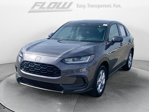 Certified 2025 Honda HR-V LX image 4