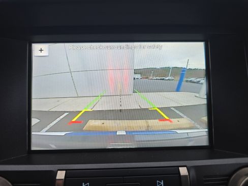 Used 2017 Ford Mustang Shelby GT350 w/ Electronics Package image 28