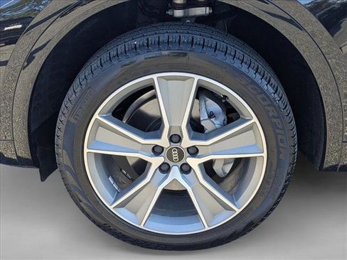 Certified 2025 Audi Q5 2.0T Premium image 22