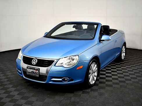 Used 2008 Volkswagen Eos 2.0T image 2