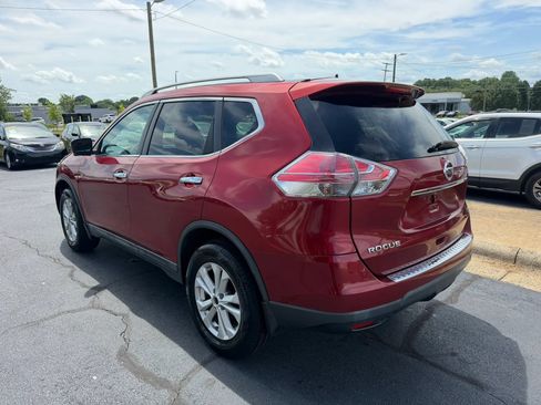 Used 2015 Nissan Rogue SV w/ SV Premium Package FWD image 5