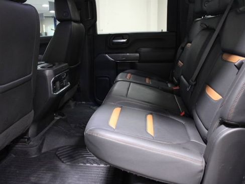 Used 2020 GMC Sierra 2500 AT4 w/ AT4 Premium Package image 18