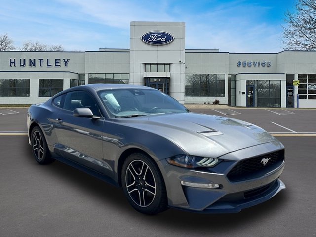 Used 2021 Ford Mustang Premium RWD image 4