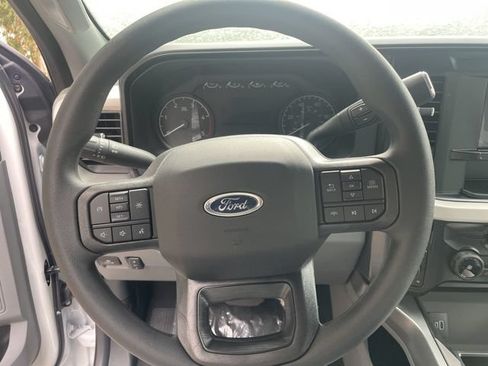 New 2026 Ford F550 4x4 Supercab Super Duty w/ XLT Value Package image 15