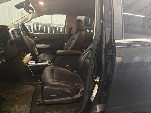 Used 2016 Chevrolet Colorado LT w/ Luxury Package, Chrome AWD/4WD image 9