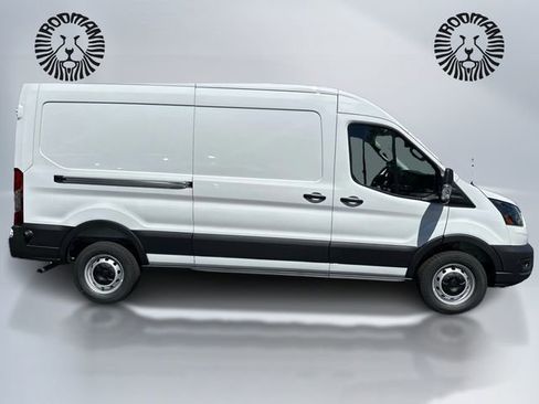 New 2025 Ford Transit 250 148 Medium Roof image 4