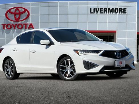 Used 2020 Acura ILX FWD image 2