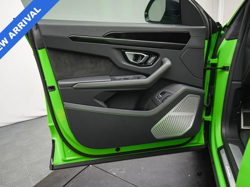 Used 2023 Lamborghini Urus S image 44