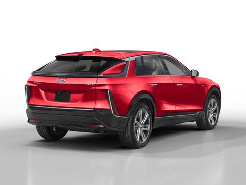 New 2025 Cadillac Lyriq Luxury image 2