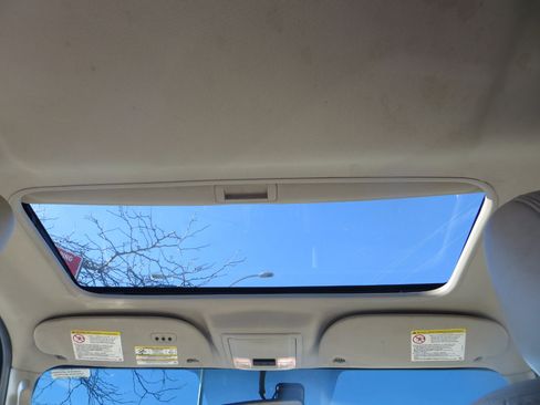 Used 2017 Lincoln Navigator L Select image 19