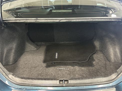 Used 2017 Toyota Corolla L image 6