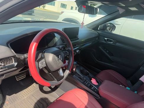Used 2025 Honda Civic Sport image 10