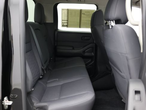 Used 2022 Nissan Frontier S w/ Technology Package AWD/4WD image 39