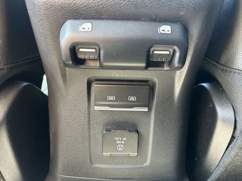 Used 2022 Jeep Wrangler Unlimited Rubicon 4xe w/ Cold Weather Group AWD/4WD image 21