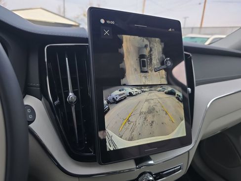 New 2026 Volvo XC60 B5 Ultra w/ Protection Package Premier image 33