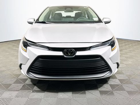 Certified 2024 Toyota Corolla LE FWD image 4