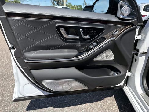 New 2026 Mercedes-Benz Maybach S 580 Maybach S 580 4MATIC Sedan image 18