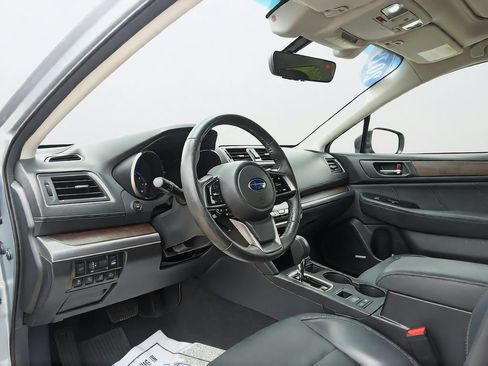Used 2019 Subaru Outback 2.5i Limited AWD/4WD image 22