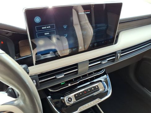 Certified 2023 Lincoln Corsair Reserve AWD/4WD image 24
