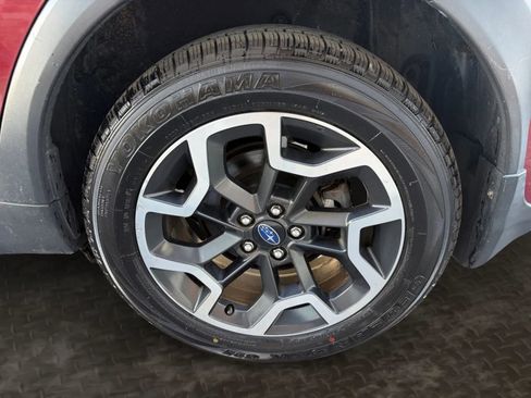 Used 2017 Subaru Crosstrek 2.0i Premium AWD/4WD image 38