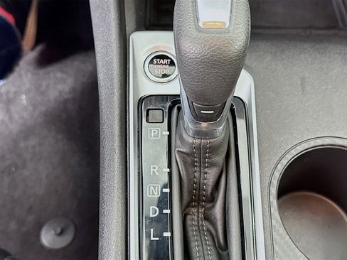Used 2025 Nissan Altima 2.5 SV FWD image 20
