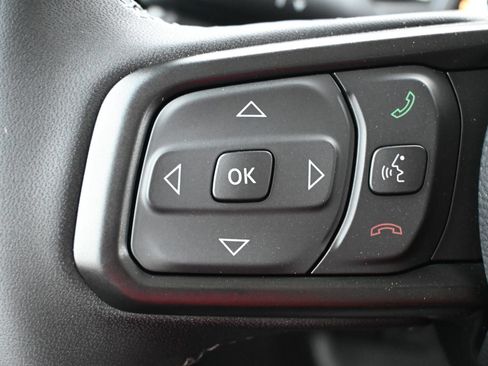 New 2025 Jeep Wrangler Unlimited Rubicon w/ Convenience Group AWD/4WD image 8