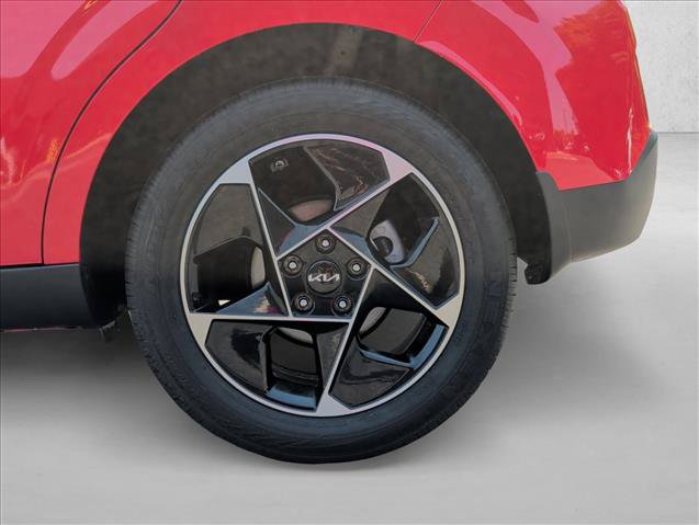 Used 2025 Kia Soul EX FWD image 29