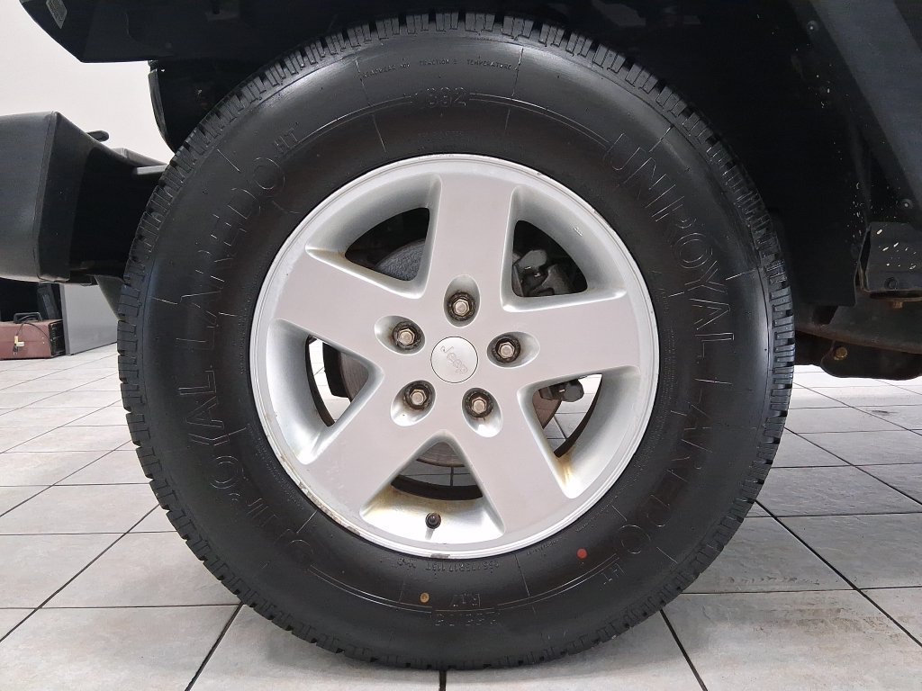 Used 2015 Jeep Wrangler Sport w/ Quick Order Package 24S AWD/4WD image 47