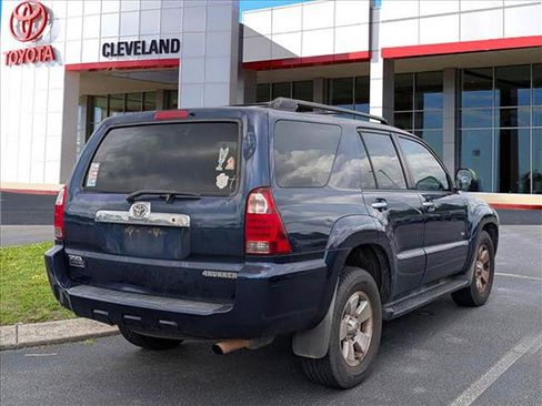Used 2007 Toyota 4Runner SR5 RWD image 7