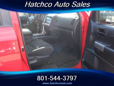 Used 2012 Toyota Tundra 4x4 CrewMax image 21