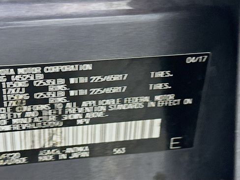 Used 2017 Toyota RAV4 XLE image 12