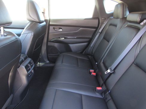 Used 2025 Nissan Murano SL AWD/4WD image 15