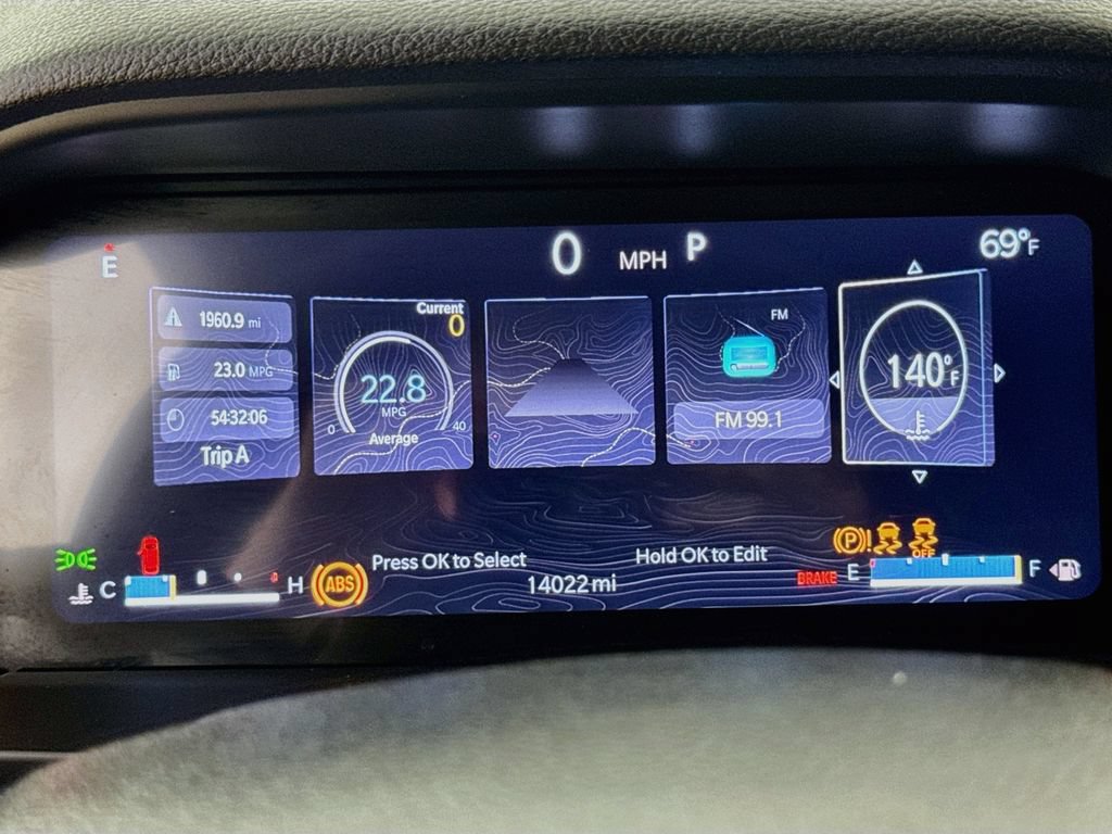 Used 2023 Jeep Grand Cherokee Altitude AWD/4WD image 16