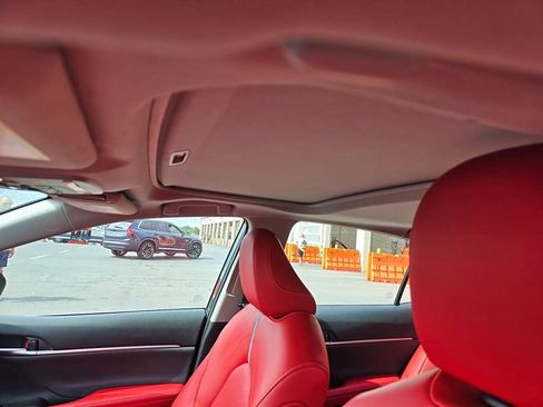 Used 2022 Toyota Camry XSE w/ Cold Weather Package FWD image 14