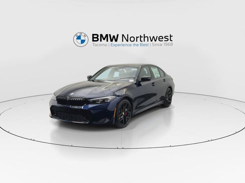 New 2026 BMW 330i xDrive Sedan w/ M Sport Package AWD/4WD image 9