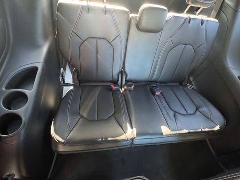 New 2026 Chrysler Voyager LX image 14