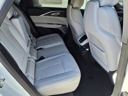 New 2026 Cadillac Lyriq Premium Luxury image 10