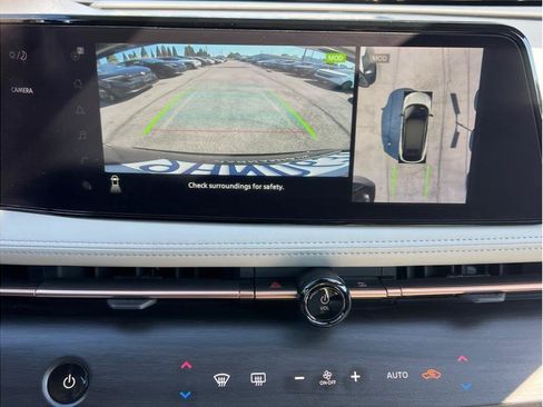 Used 2023 Nissan Ariya FWD image 15