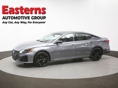 Used 2024 Nissan Altima 2.5 SR FWD image 57